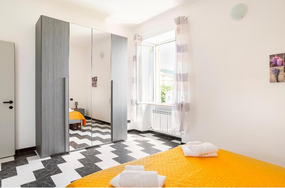 Casa Vacanza Laura Genoa Luaran gambar